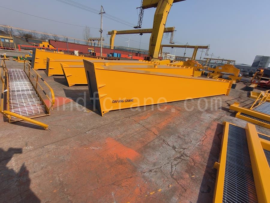 leg of gantry crane