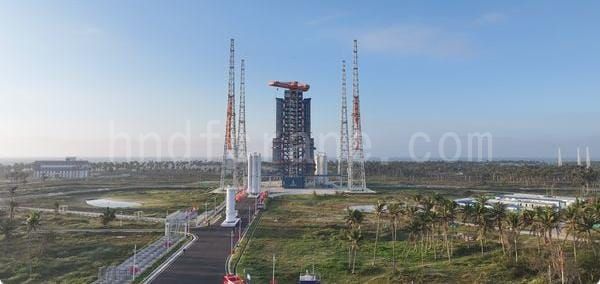 LM8 Launch Vehicle Launch Pad2