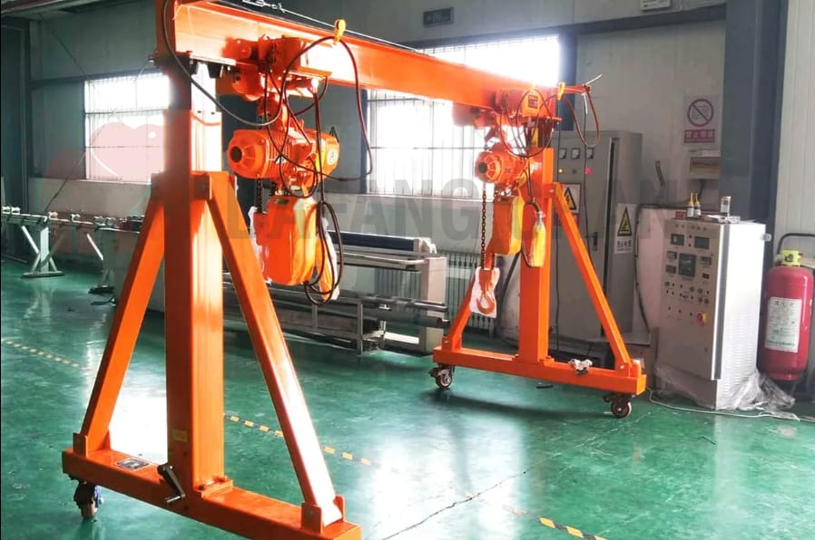 Adjustable Gantry Crane In Workshop