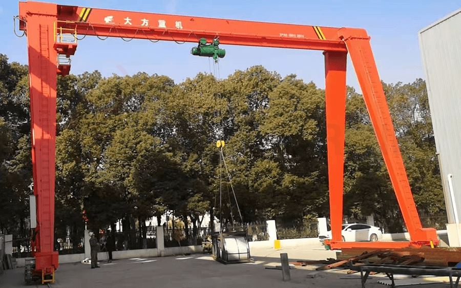 Gantry crane for loads