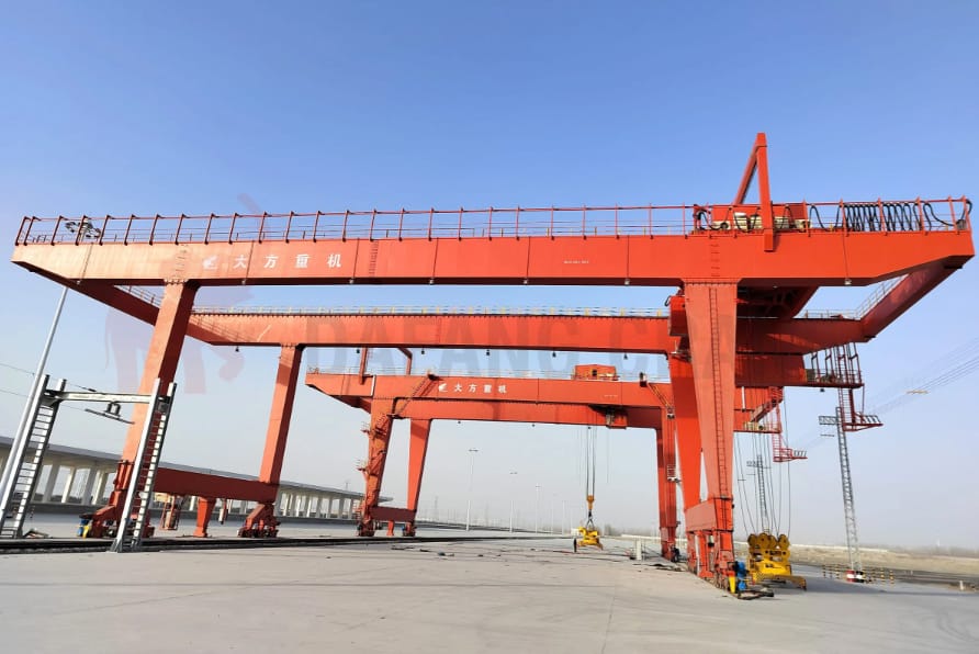 Rail Mounted Gantry Crane Traveling