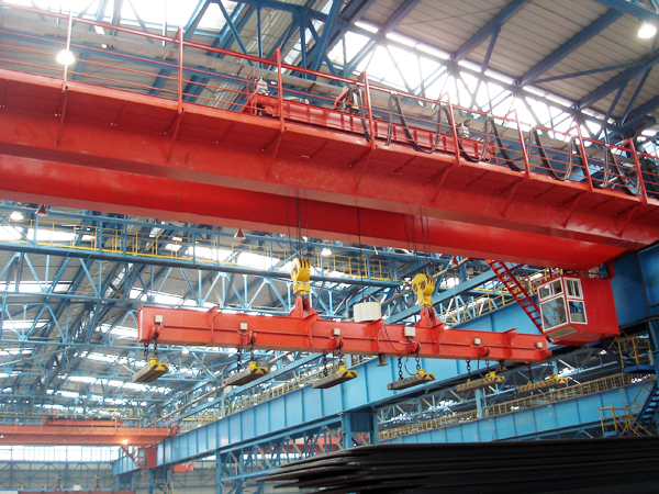 electromagnetic overhead crane with hanging girder parallel to the main girder